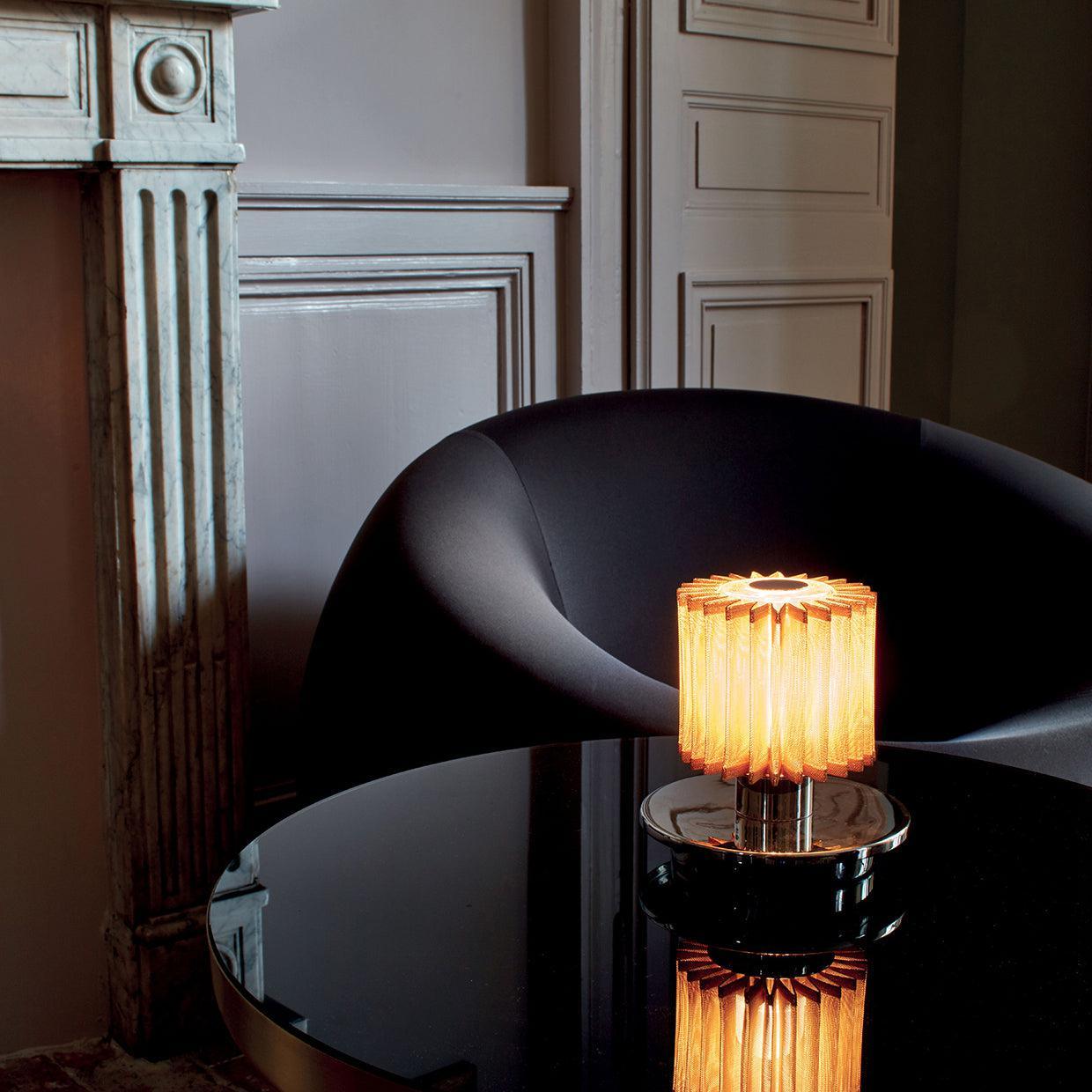 Image de : Lampe In The Sun Table présenté par 37+ Design.