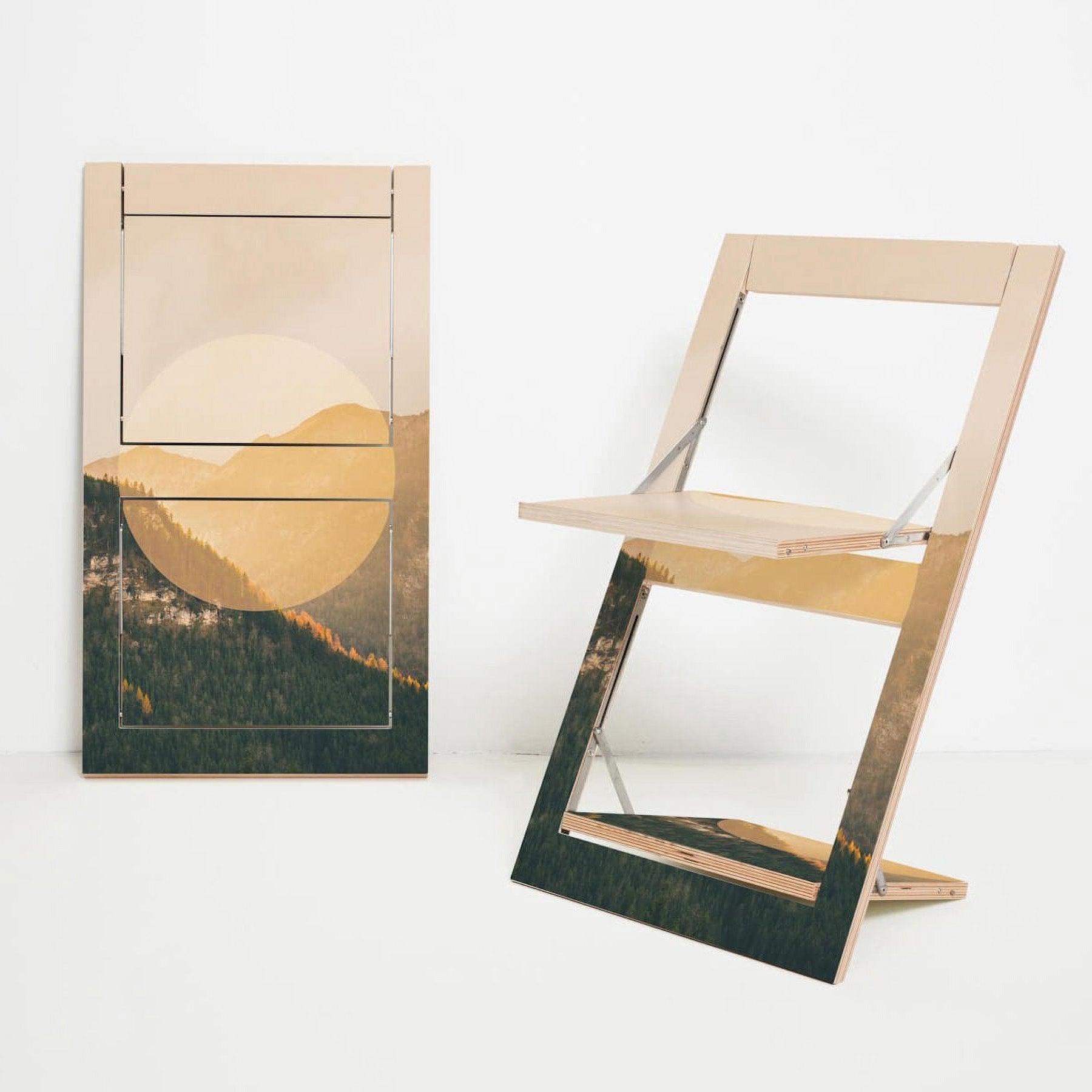 Chaise Chaise pliante Fläpps - Design by Joe Mania par Ambilvalenz, vous est proposé par 37+ Design, le premier site dédié au Home Office et au télétravail en Europe